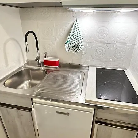 شقة Tiny Elephant Mini In *