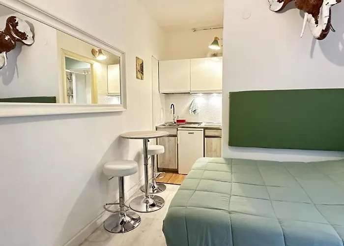 Tiny Elephant Mini In Rome